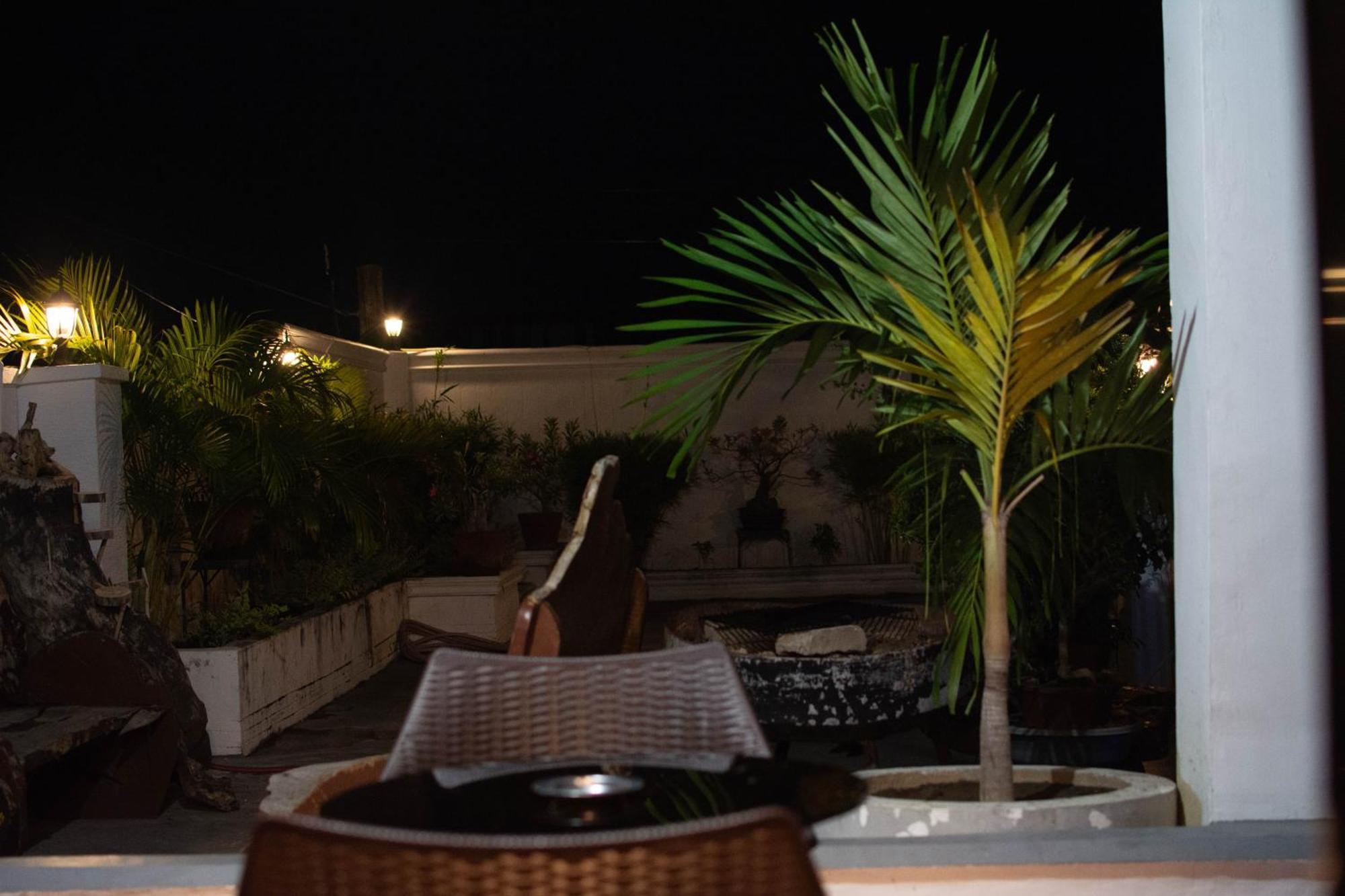 Vincent Resort Hotel Ángeles Exterior foto